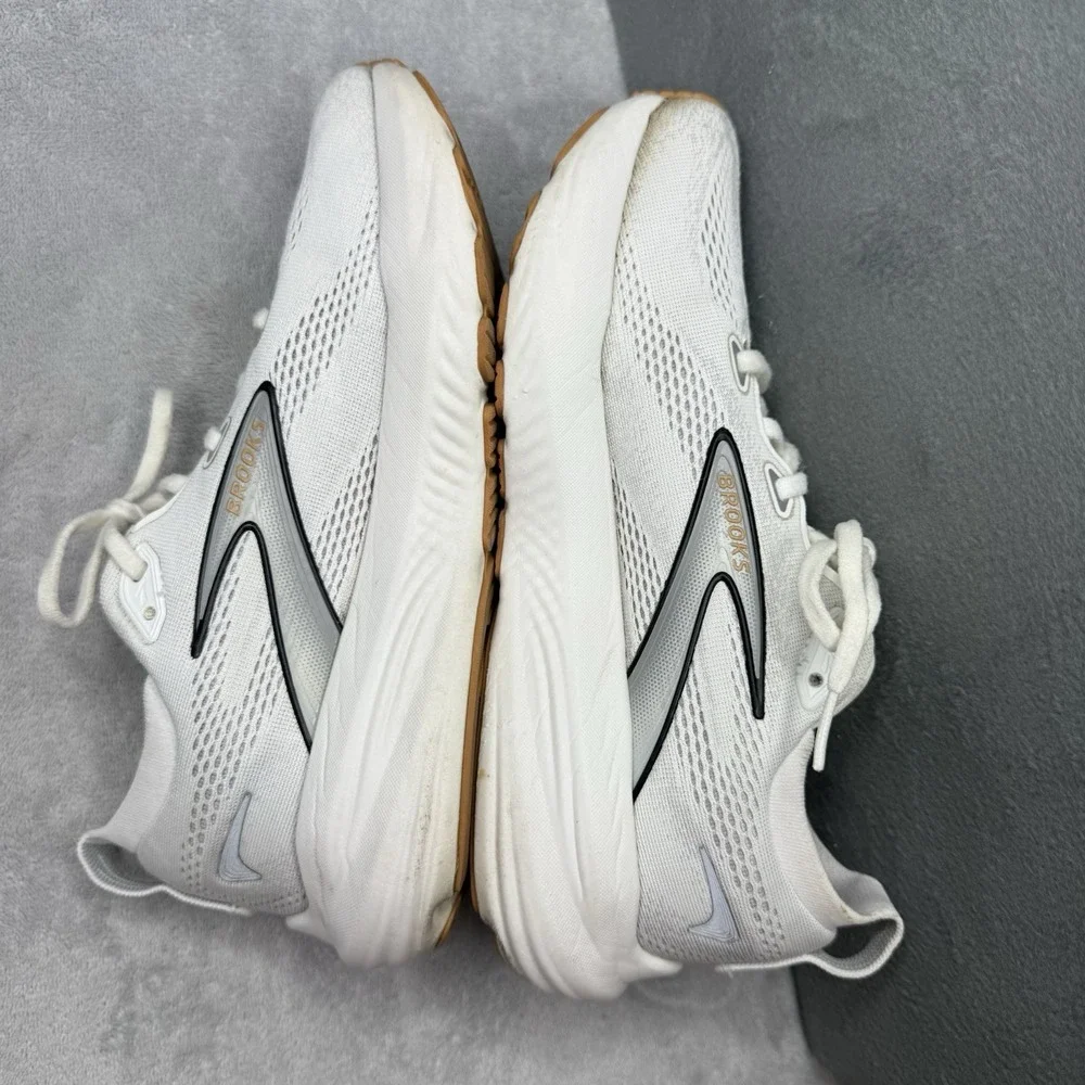 Brooks Glycerin 22 Women's Size 9 White Grey Black Running Shoes 120434
